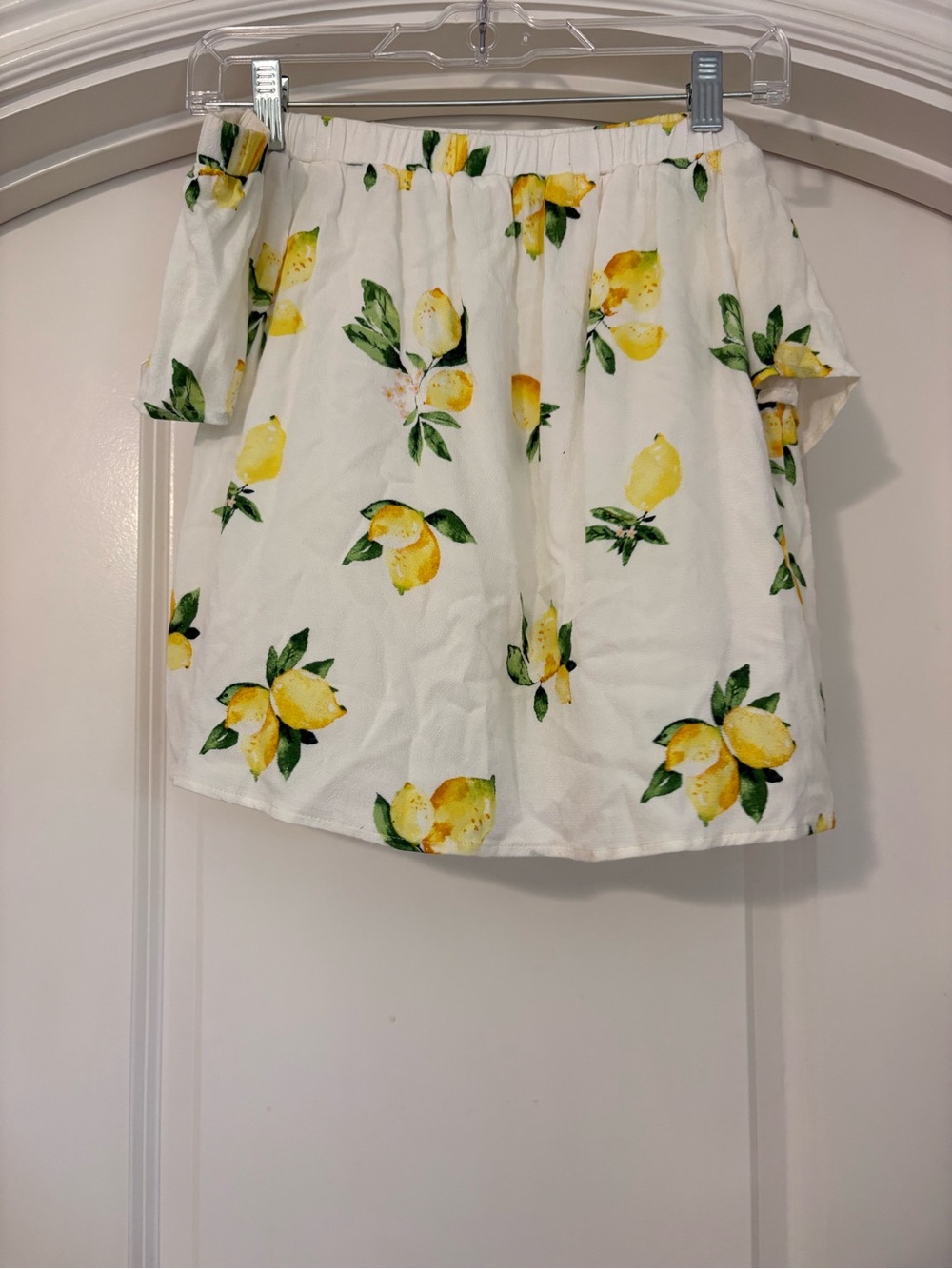 Skies Are Blue White Off-Shoulder Top with Yellow Lemon Print